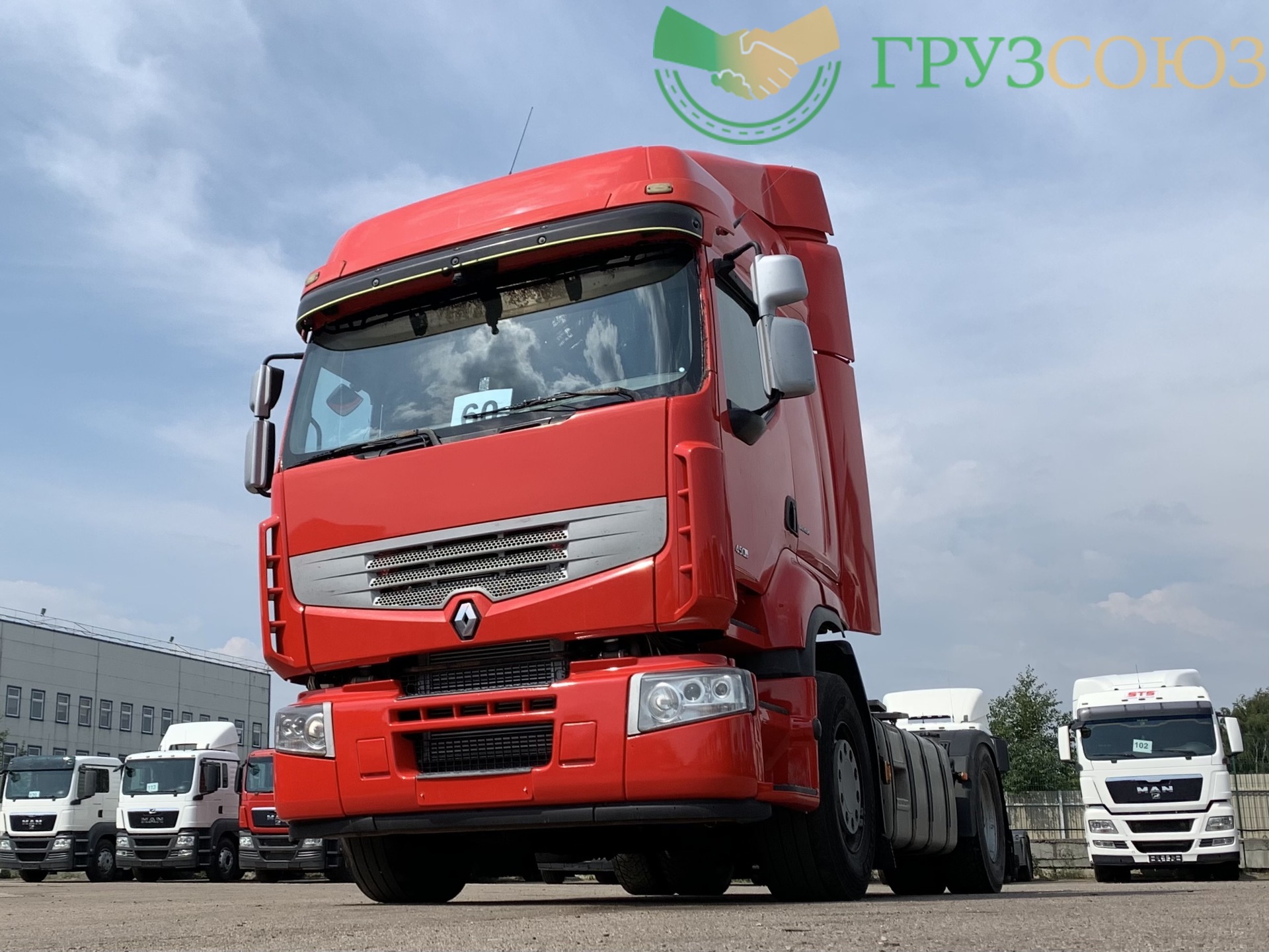 Рено премиум 2000 года. Рено премиум 460. Седельный тягач Renault Premium 370 19t. Renault Premium, 2008 красная. Рено премиум 2008 год картинки.